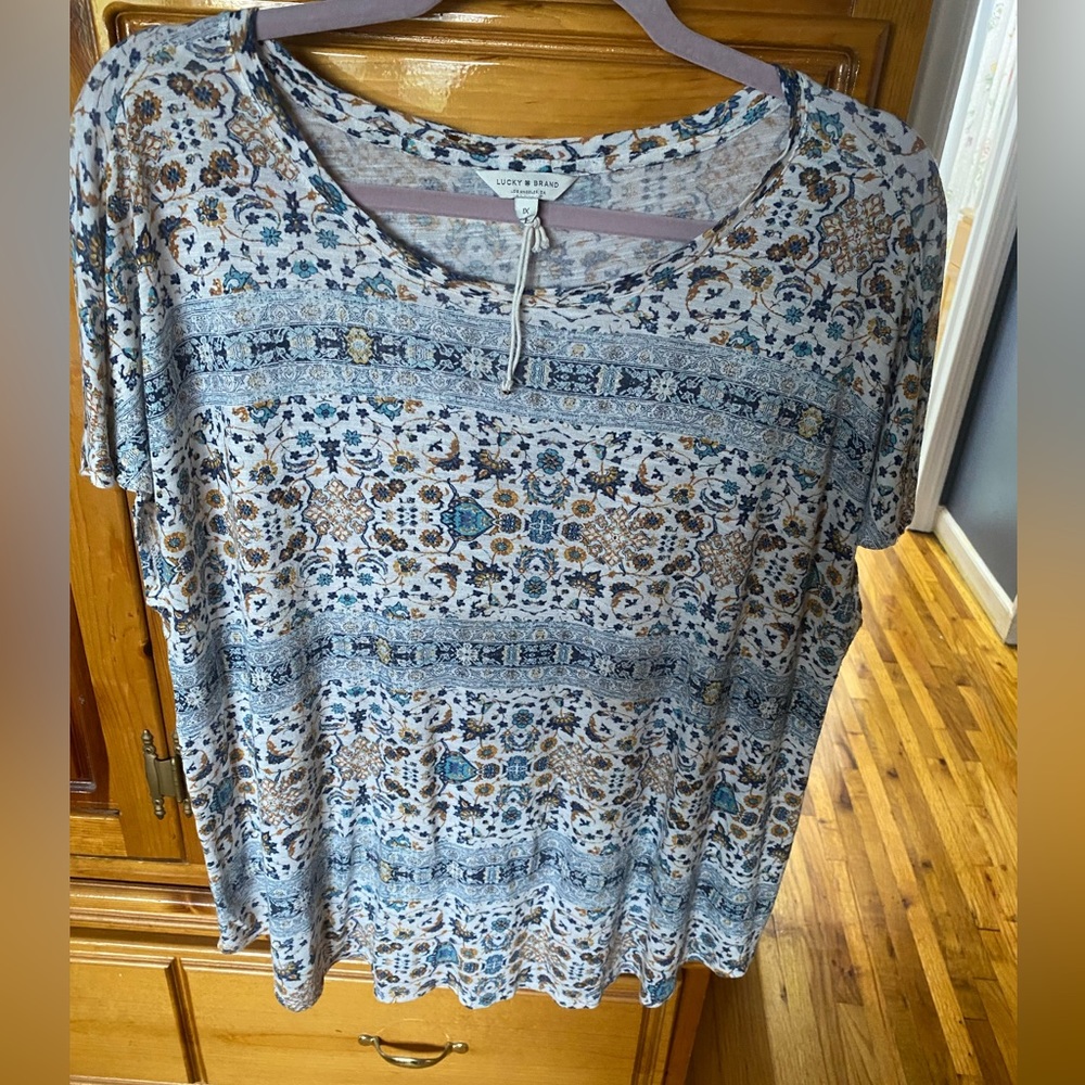 Lucky Brand Woman's size 1x blouse